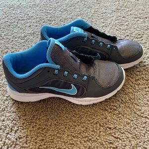 Nikes running shoes size 5W
